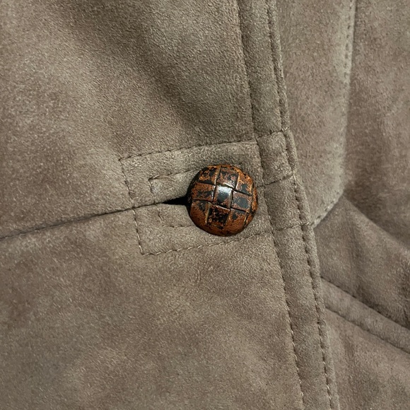 Fritala brown suede shearling coat with black trim, made in Finland - Picture 8 of 10